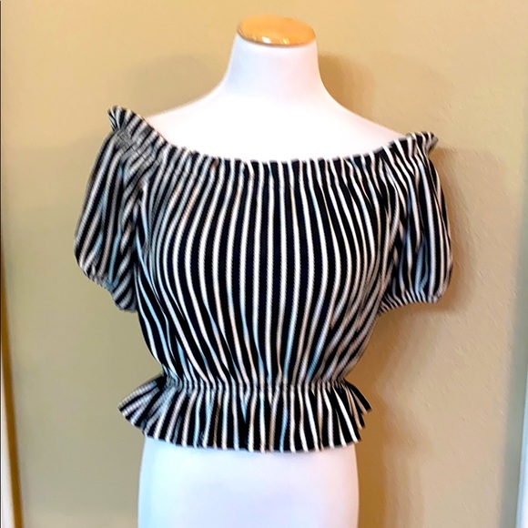 H&M off the shoulder crop top - Picture 2 of 4